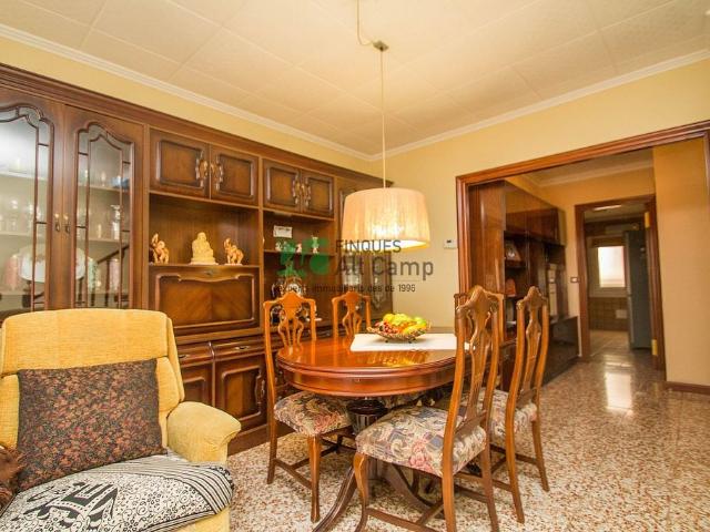 Casa pareada en venta en calle Hospital, Cabra del Camp, de 200 m² 4 habitaciones por 155.000