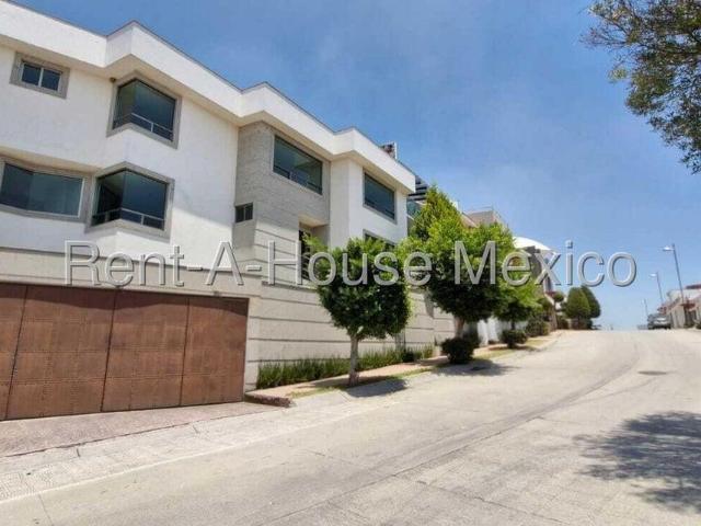 Casa en Venta en Calle Jose Mariano Salas, Lomas Verdes RG 26 263