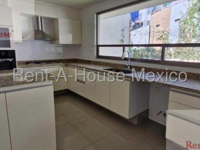 Casa en Venta en Calle Jose Mariano Salas, Lomas Verdes RG 26 263