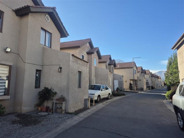 Casa en Venta en calle larga