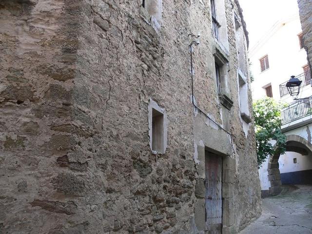 Casa rural en venta en calle Metge Pau Plaag Alentorn, Artesa de Segre, de 250 m² por 35.000