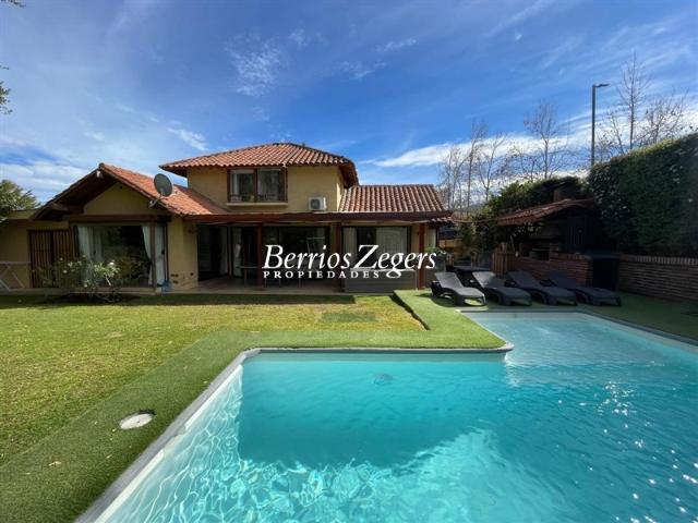 Casa en Venta en CALLE PARQUE
