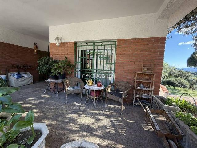 Casa en venta en calle Pinsà, Maçanet de la Selva, de 241 m² 4 habitaciones por 315.000