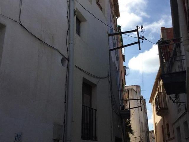 Casa en venta en calle Prat de la Riba, Vila rodona, de 147 m² 3 habitaciones por 43.500