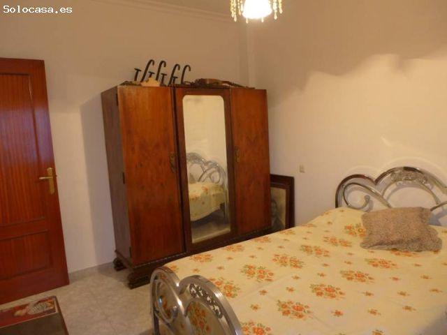 Casa en venta en calle principal