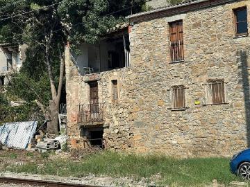 Casa en venta en calle Raval Nou, Sant Vicenç de Castellet, de 92 m² 3 habitaciones por 58.900