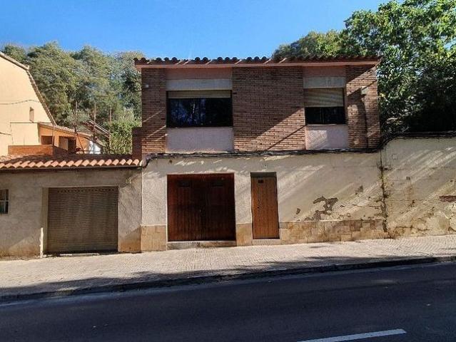 Casa en venta en calle Raval, Piera, de 149 m² 4 habitaciones por 167.000