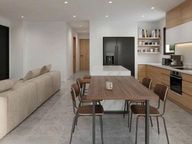 Casa en venta en calle Ripoll, Corbera de Llobregat, de 60 m² 2 habitaciones por 172.400