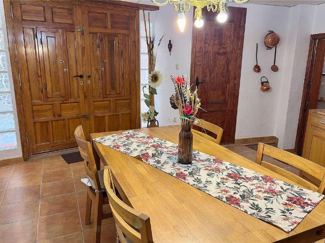 Casa en venta en calle Sala Vila, Godall, de 188 m² 4 habitaciones por 125.000