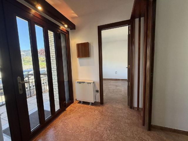Casa en venta en calle Salvador Espriu, Sant Vicenç de Torelló, de 89 m² 4 habitaciones por 412.000