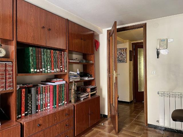 Casa en venta en calle Sant Antoni, Valls, de 189 m² 8 habitaciones por 180.000