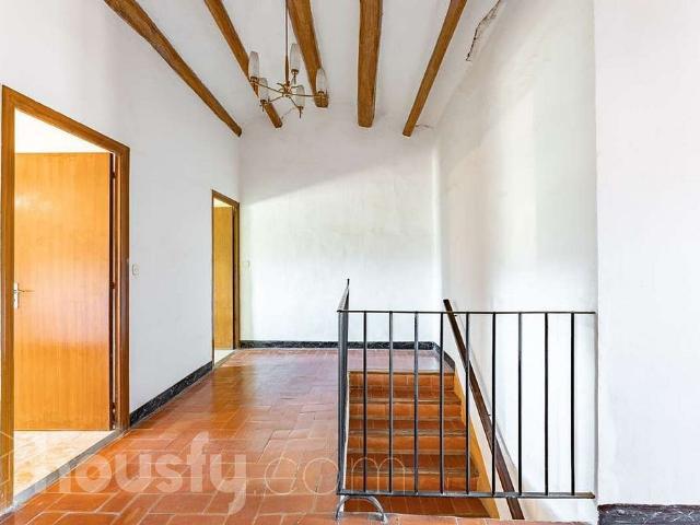 Casa en venta en calle Sardinyola, Santa Margarida i els Monjos, de 192 m² 5 habitaciones por 265.000
