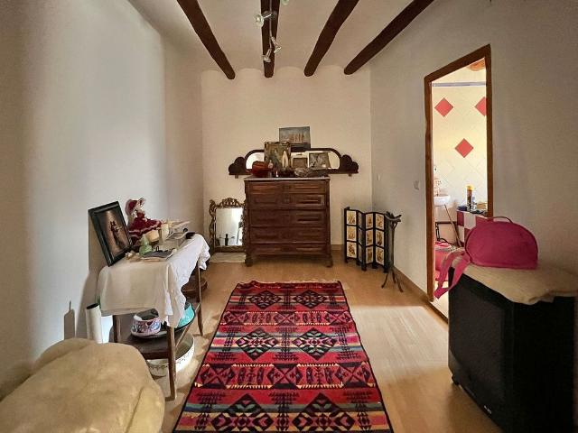 Casa en venta en calle Sol de la Vila, Ulldemolins, de 530 m² 5 habitaciones por 135.000