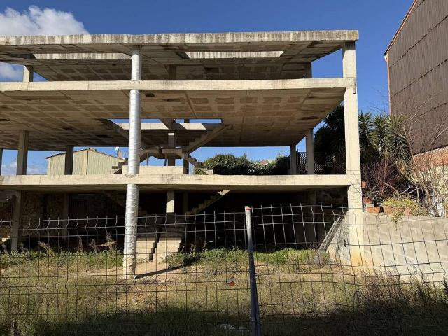 Casa en venta en calle Turró, Sant Pere de Riudebitlles, de 188 m² 4 habitaciones por 121.000