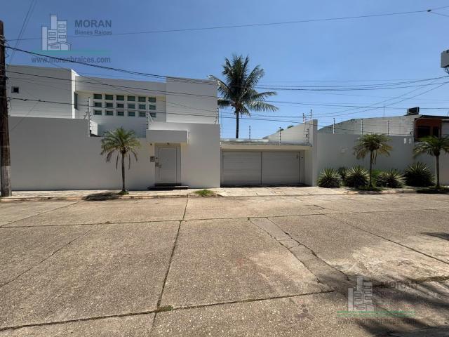 Casa en Venta en calle Tamaulipas, col. Petrolera Coatzacoalcos, Veracruz
