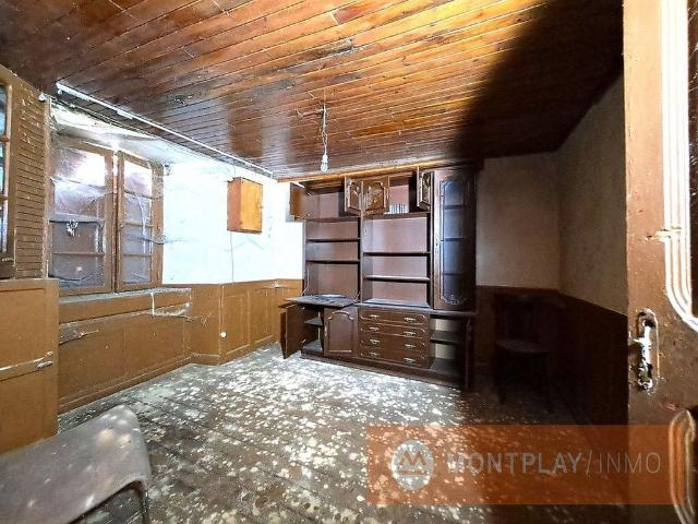 Casa en venta en calle Trauèssa Major, Vielha e Mijaran, de 175 m² 4 habitaciones por 125.000