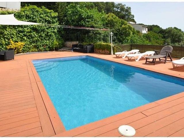 Casa en venta en calle Xiprers, Lloret de Mar, de 164 m² 4 habitaciones por 750.000