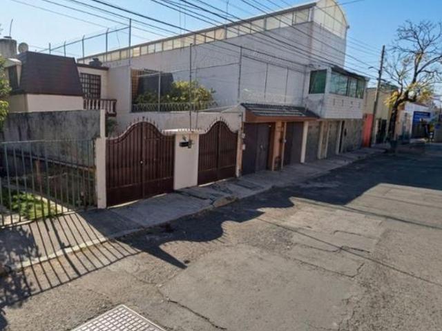 Casa en venta en Calle 37 NTE, Villa San Alejandro, Puebla, Pue