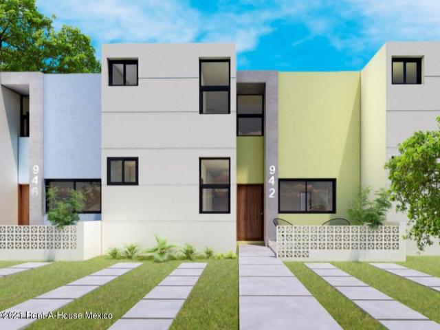 Casa en Venta en Calle 59, Del Sur RU 25 586