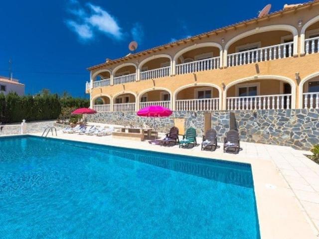 Casa en venta en Calp, Canuta. Casas.