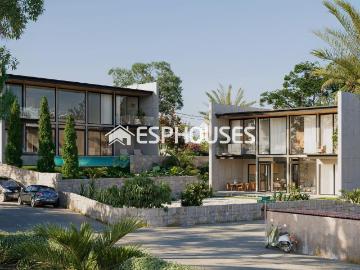 Casa en venta en Calp, Carrió La Merced Los Pinos. Villa de obra nueva con piscina privada. Casas.