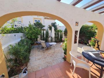 Casa en venta en Calp, Benicolada Las Adelfas. Urb Puerta de Calpe. Casas.