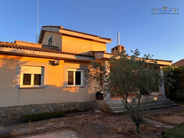 Casa en Venta en Calvarrasa de Arriba