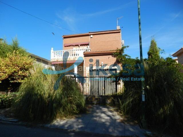 Casa en venta en Calypo Fado. Venta de Casa Sin Posesión en la localidad de Casarrubios del Monte. Casas Calypo.