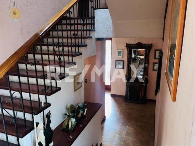 CASA EN VENTA EN CALZADA DE LAS AGUILAS 4