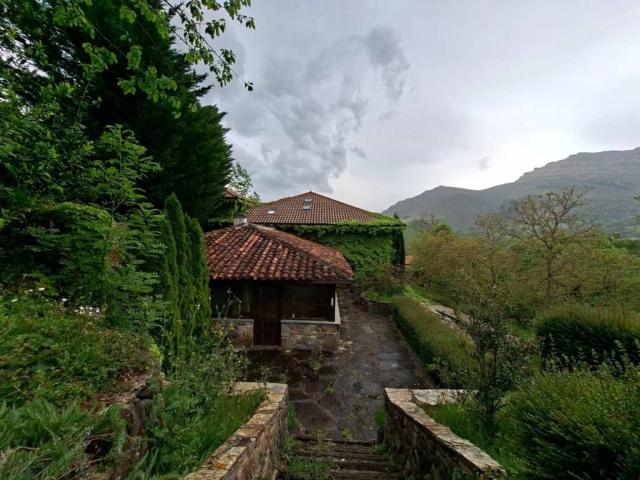 Casa en Venta en Camaleño