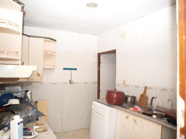Casa en venta en Camas, Balcón de Sevilla Atalaya La Uva Extremeña. Amplia casa para reformar en Caño Ronco Norte. Casas.