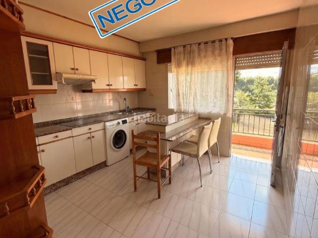 Casa en venta en Cambre. CASA UNIFAMILIAR EN CAMBRE. Casas.