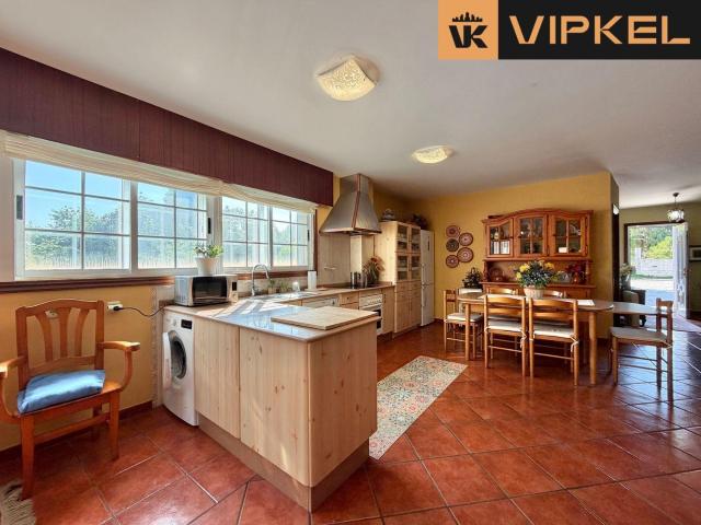 Casa en venta en Cambre La Coruña