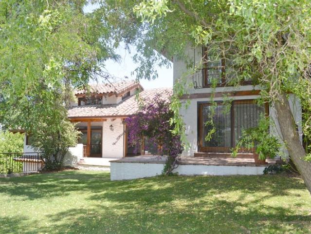 Casa en Venta en Camino del Sol / Colegio Mayflower