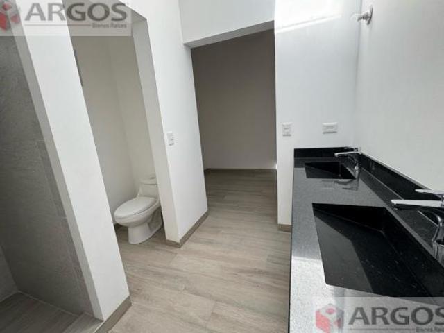 CASA EN VENTA EN CAMPESTRE SANTIAGO