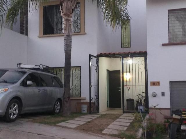 CASA EN VENTA EN CAMPO SUR TLAJOMULCO DE ZU?IGA JALISCO