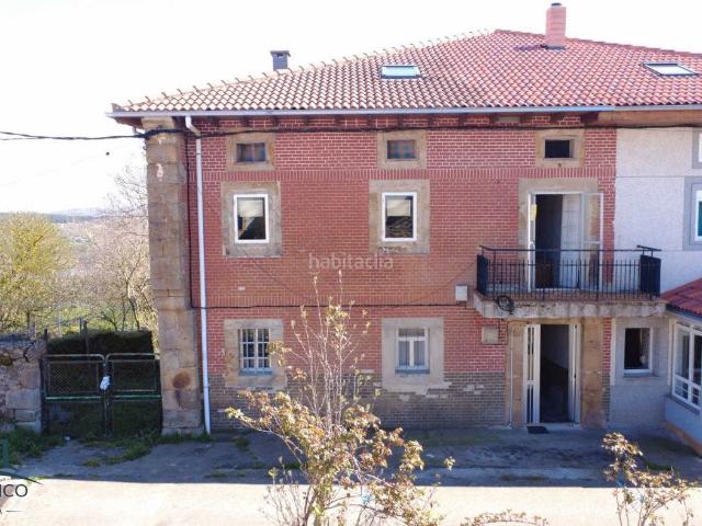 Casa en venta en Campoo de Enmedio. Casas Campoo de.