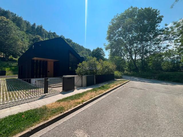 Casa en venta en Camprodon Pirineos. CASA AMB ENCANT. Casas.