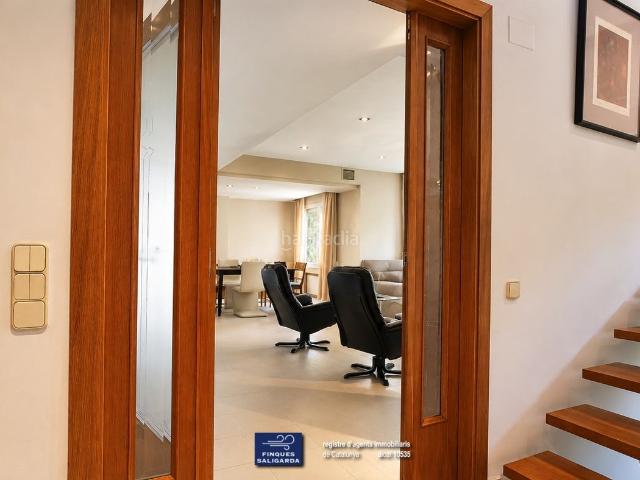 Casa en venta en Canovelles. Casas.
