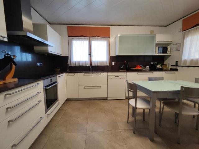 Casa en venta en Canovelles. MAGNIFICA CASA EN CAN DURAN. Casas.