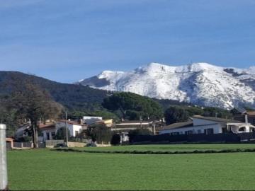 Casa en venta en Cànoves i Samalús. Casa con estilo en venta, un paraiso de privacidad, naturaleza y 4.000 mtrs de libertad en plena urbanización. Casas Cànoves i.