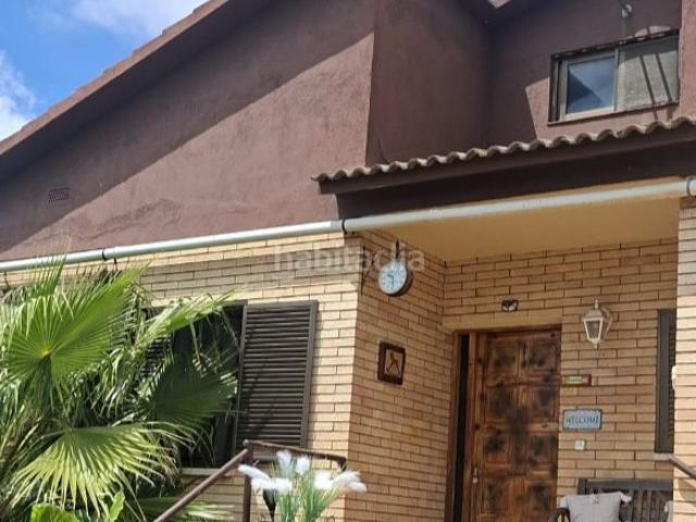 Casa en venta en Cànoves i Samalús. Casa con estilo e instalaciones hipicas en venta, un paraiso de privacidad y naturaleza en plena urbanización. Casas Cànoves i.