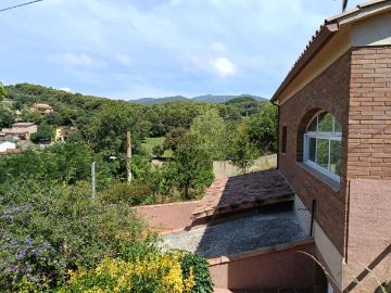 Casa en venta en Cànoves i Samalús. Casa en venta en Ca lEsmandia cerca de Cardedeu Espacio y versatilidad. Casas Cànoves i.