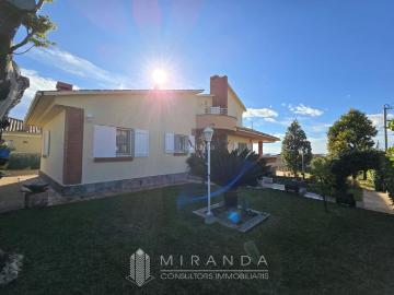 Casa en venta en Cànoves i Samalús. Casa en venta en Cánoves, 4 dormitorios. Casas Cànoves i.