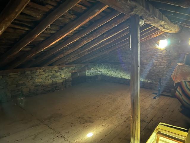 Casa en venta en Canal de Berdún. Casa de pueblo en venta en calle del Río, 58 Canal de Berdún. Casas Canal de.
