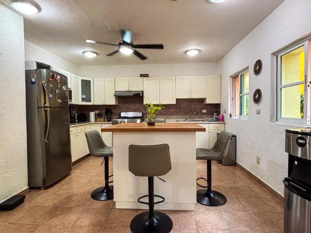 Casa En Venta en Canc?n Supermanzana 17