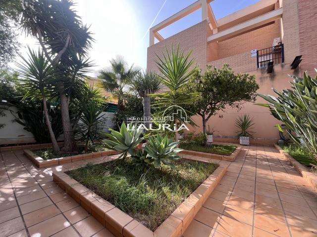 Casa en venta en Canet d´en Berenguer. VENTA CHALET CANET DE BERENGUER JUNTO A LA PLAYA. Casas Canet d´en.