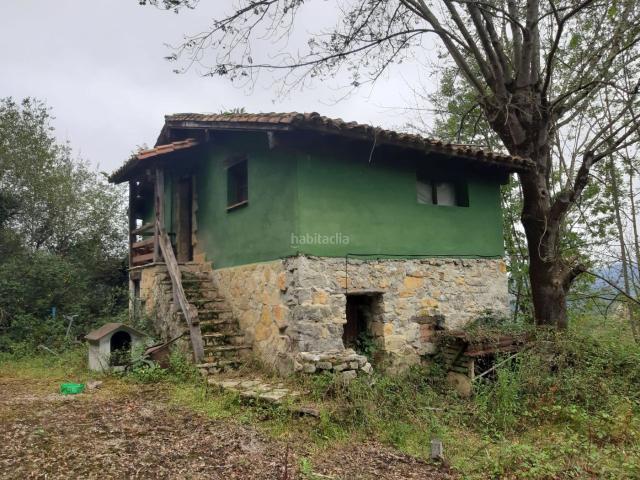 Casa en venta en Cangas de Onís. FINCA CON VIVIENDA CERCA DE CANGAS DE ONIS. Casas Cangas de.