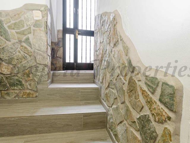 Casa en venta en Canillas de Albaida, Málaga Costa del Sol
