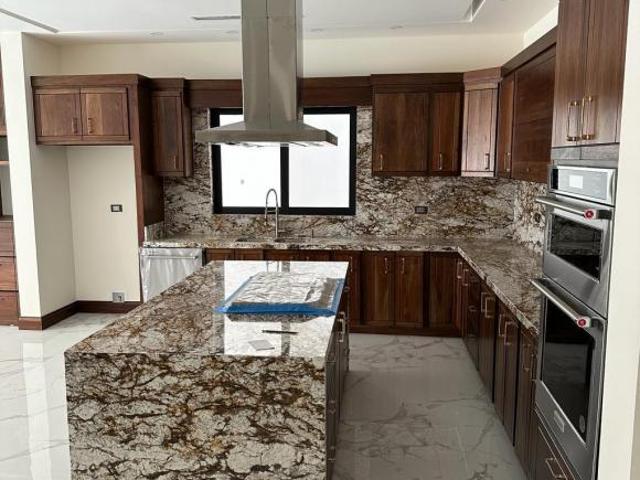 Casa EN VENTA EN CANTERAS